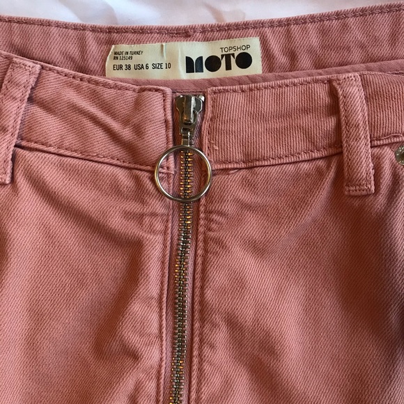 Pink Topshop brand mini skirt - Picture 3 of 4
